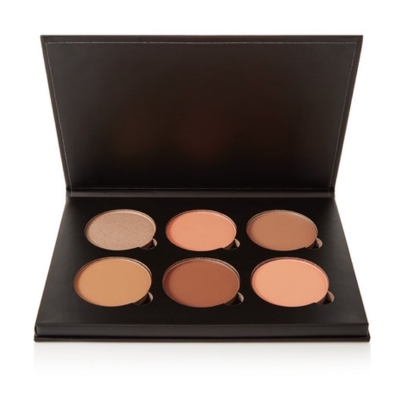 Anastasia Beverly Hills Other - NWT Anastasia Beverly Hills Medium to Tan Contour
